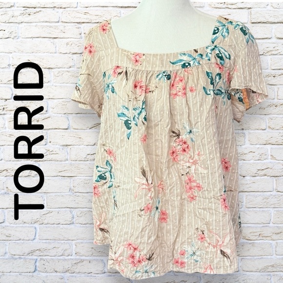Torrid Women's Floral Beige Top Size 0 - 10-12 - Picture 1 of 4